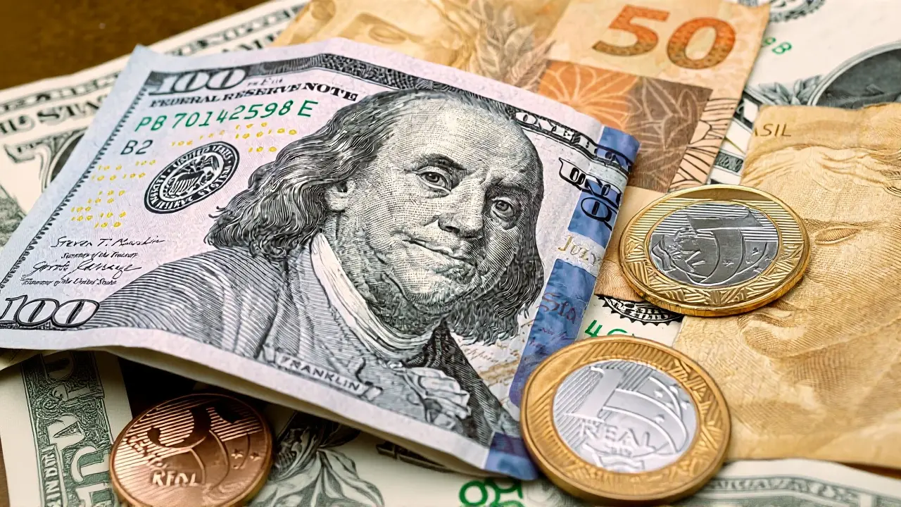 O futuro: Entre o dinheiro estatal e a resistência Cypherpunk